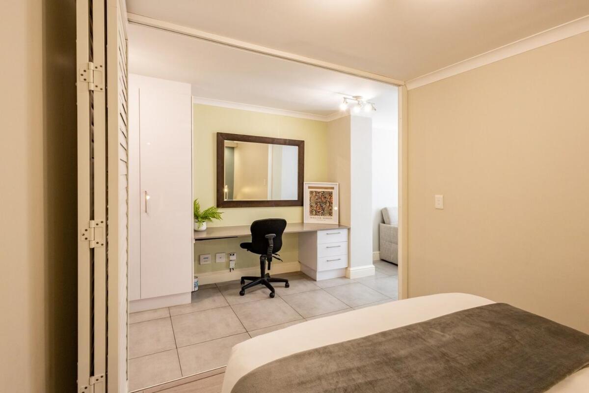 Stylish, Fully Equipped In Observatory Apartment *